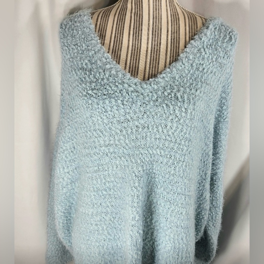 Rue21 NEW Blue Eyelash Sweater Size 2X